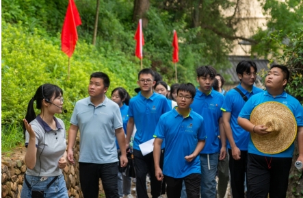 新葡萄8883官网AMG官网经济管理系开展暑期“三下乡”社会实践